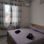 בית נופש Borgata Lu Fraili
