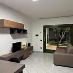Borgata Lu Fraili בית נופש *